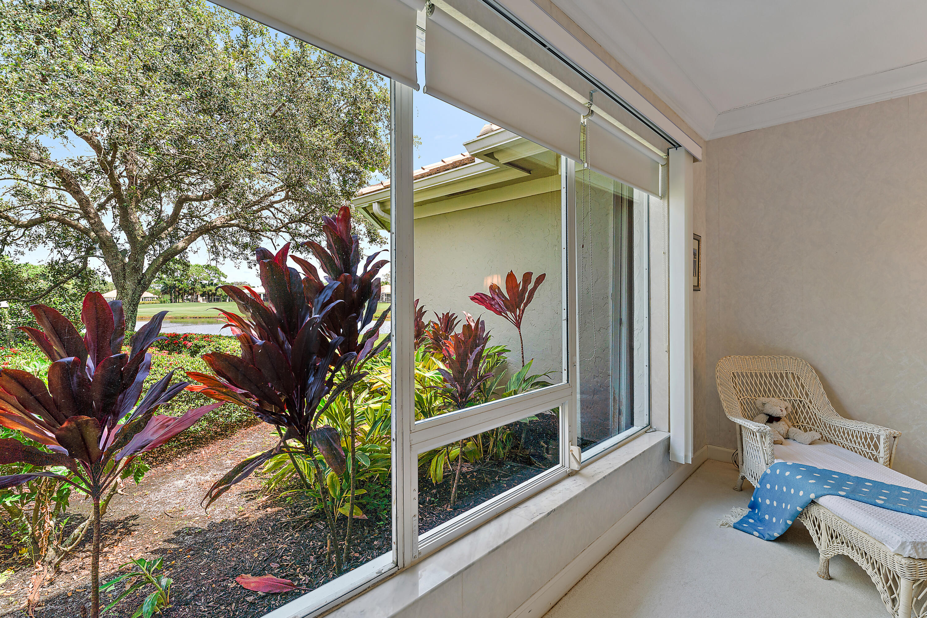 2328 SW Longwood Drive