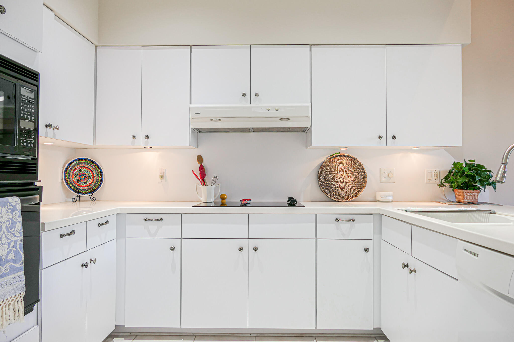 2328 SW Longwood Drive