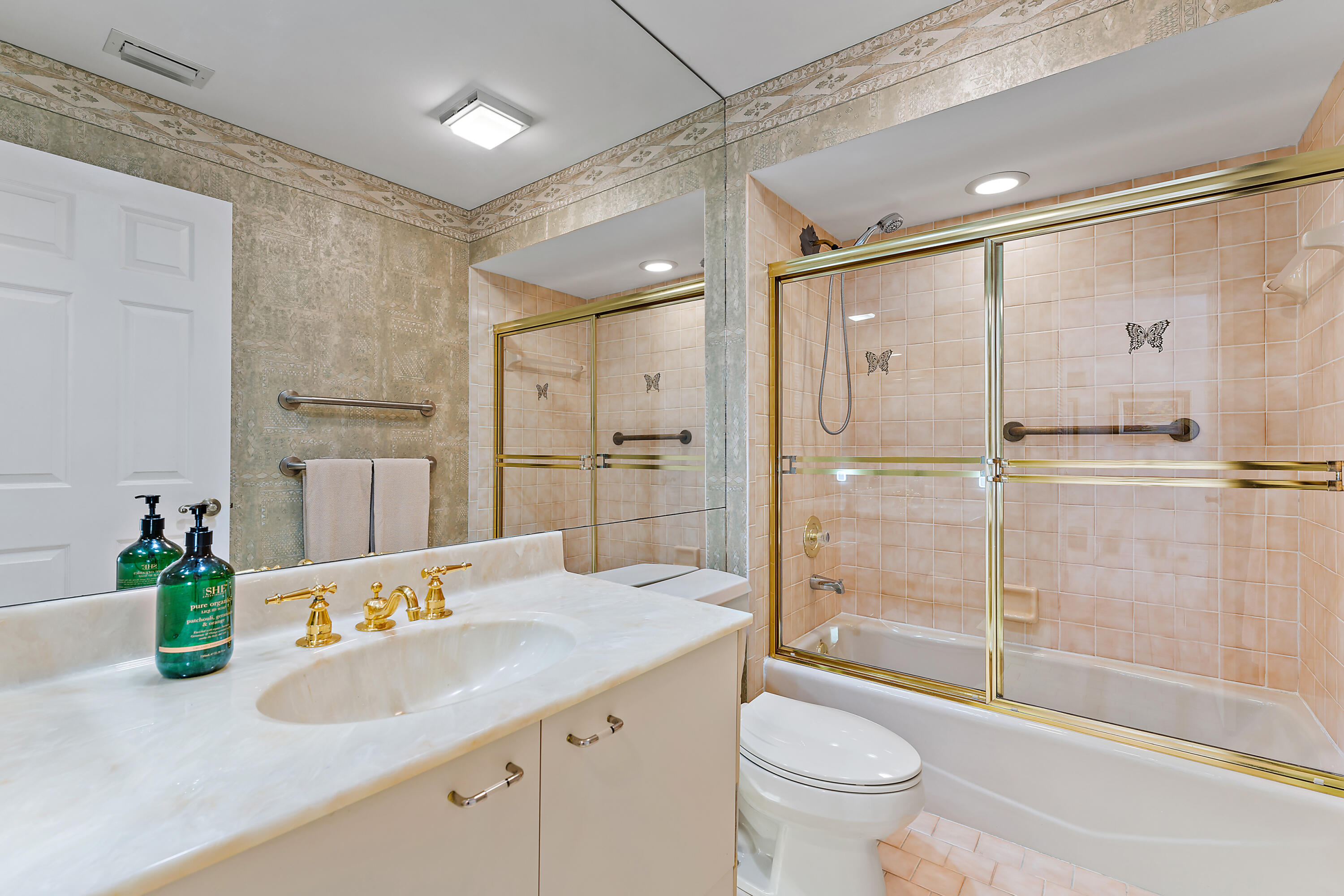 2328 SW Longwood Drive