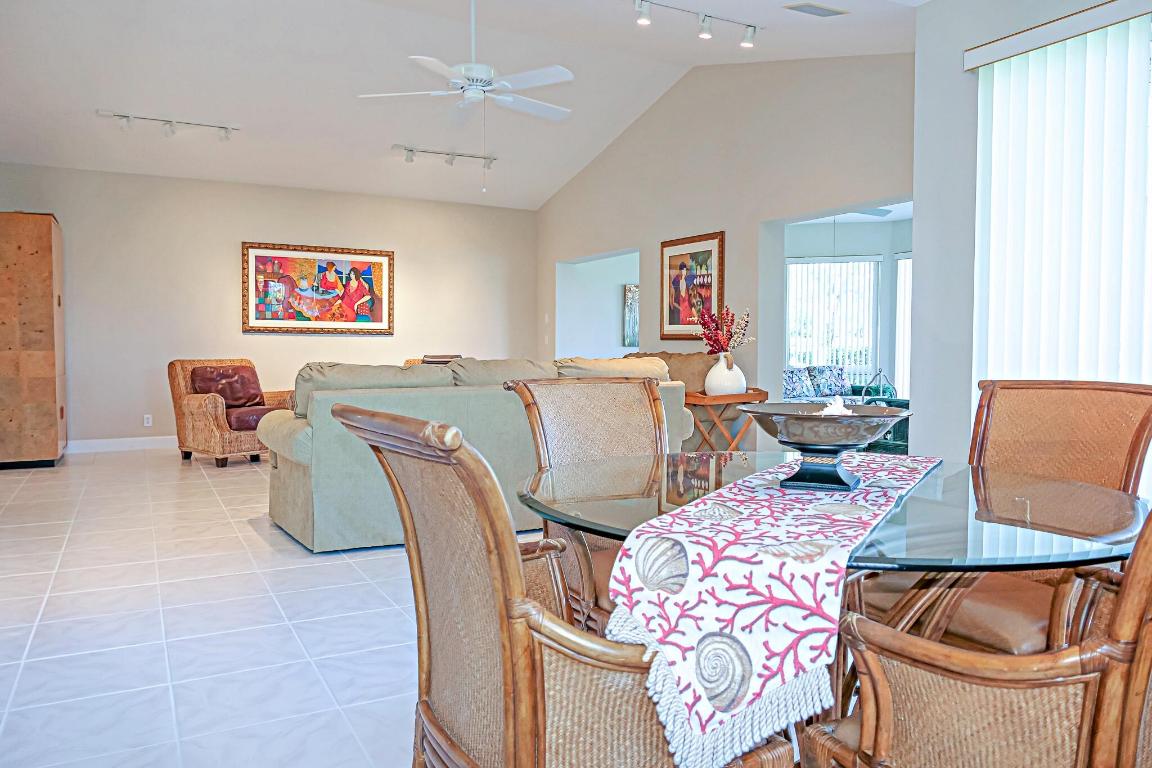 2328 SW Longwood Drive