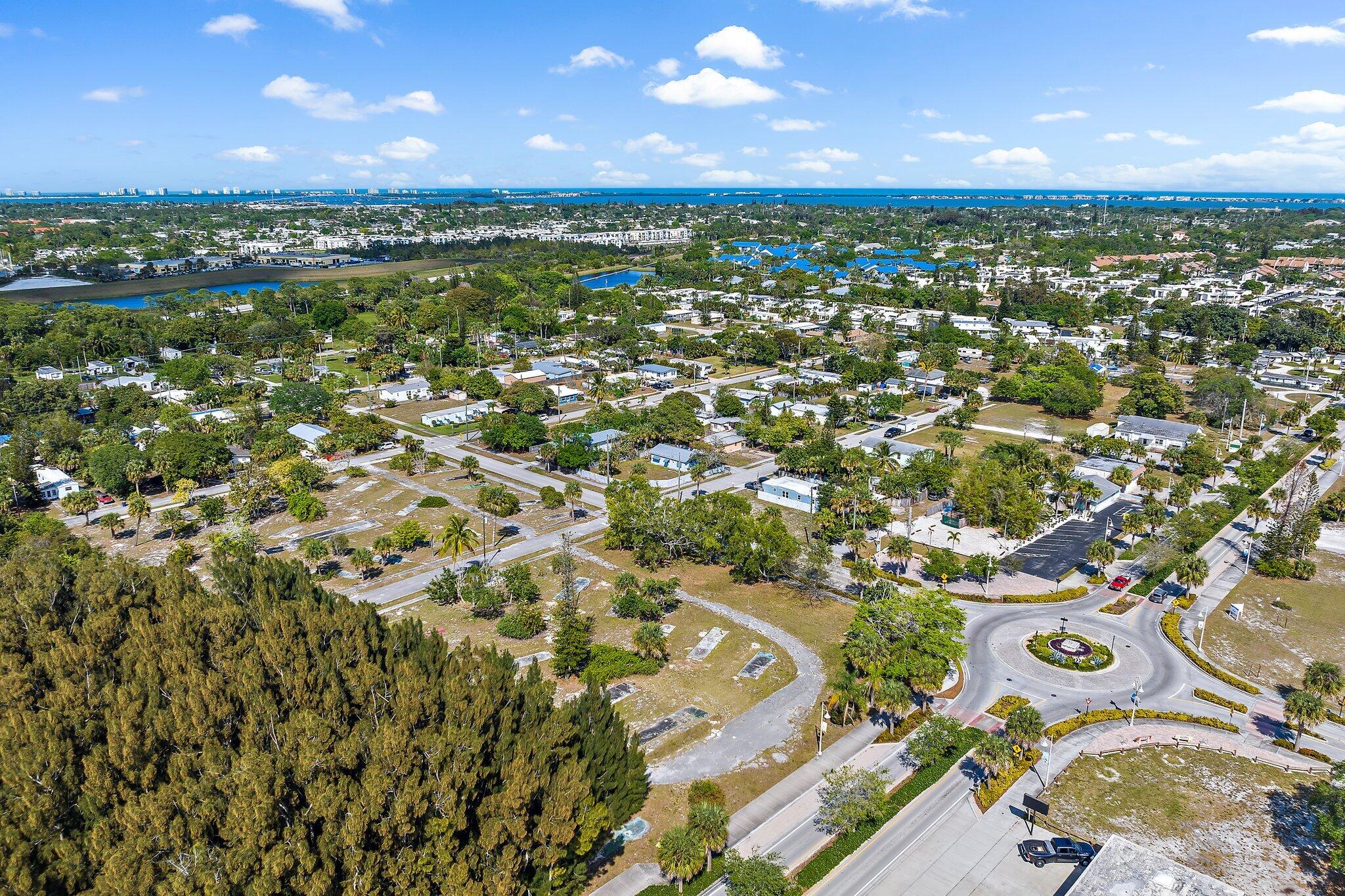 1155 NE Railroad Street