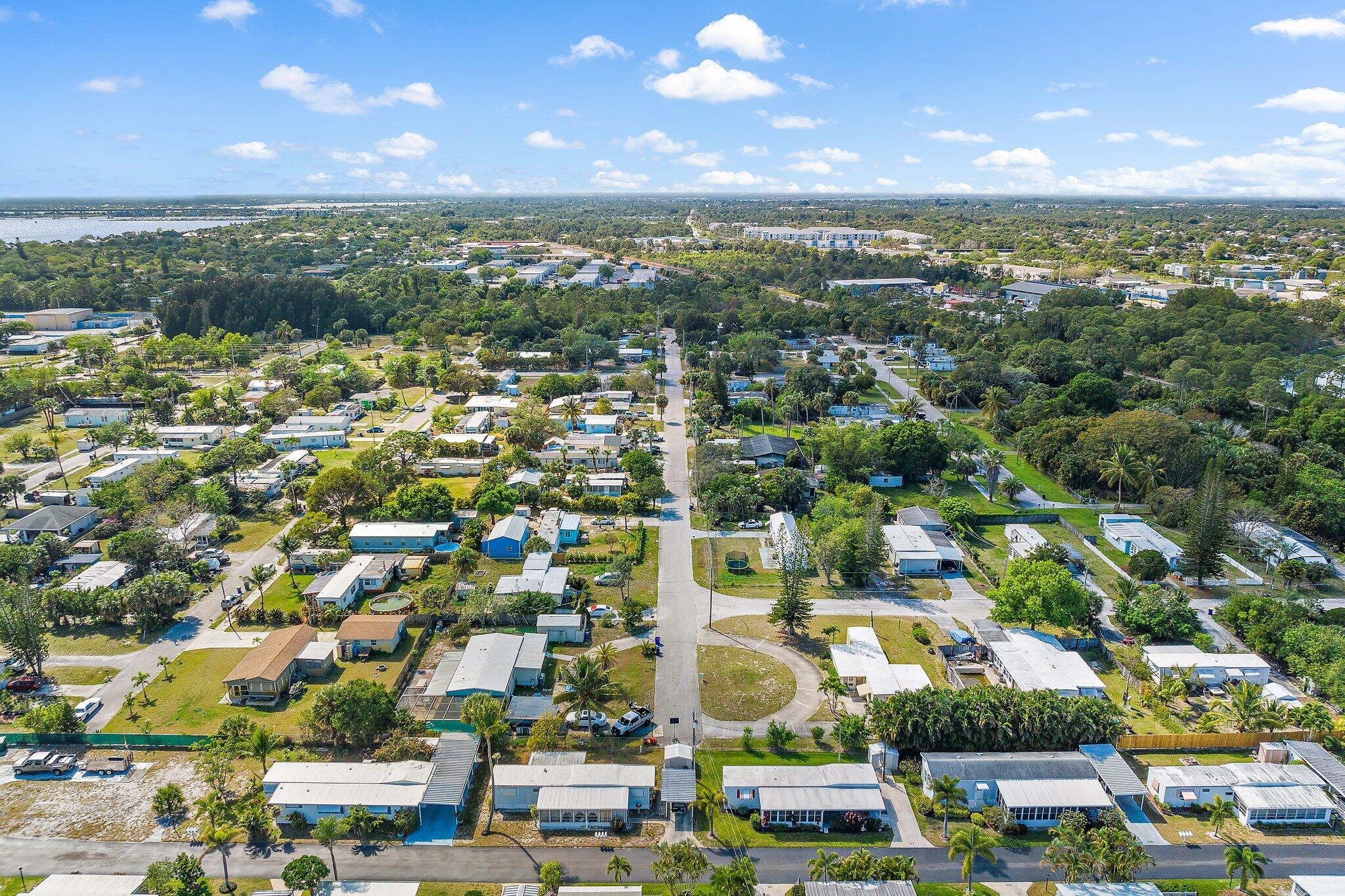 1155 NE Railroad Street