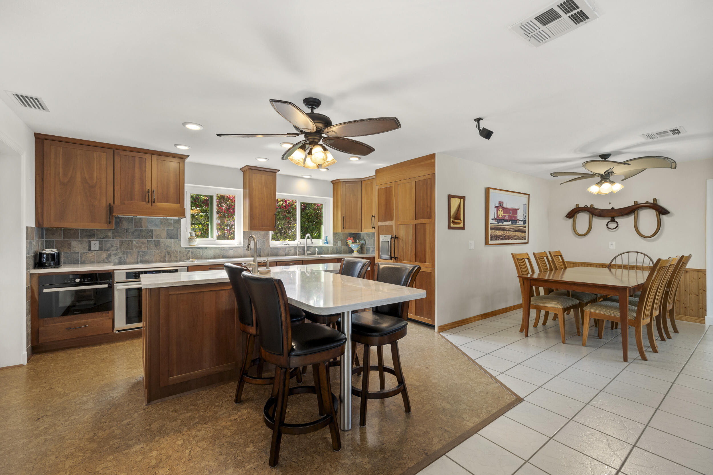 15 Palmetto Way