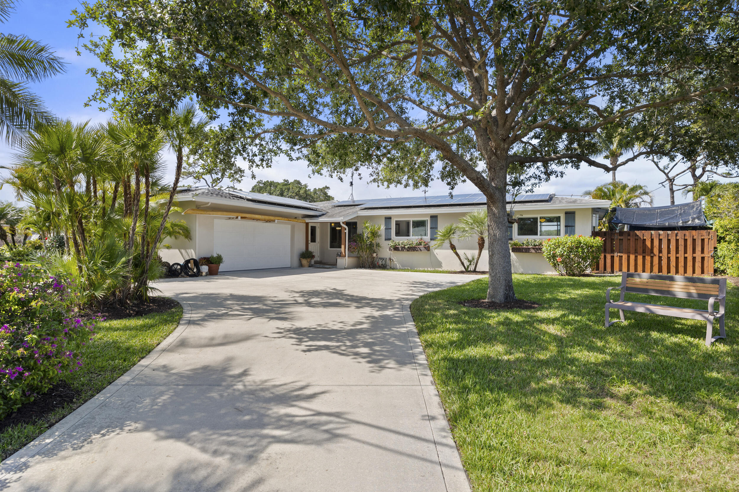 15 Palmetto Way