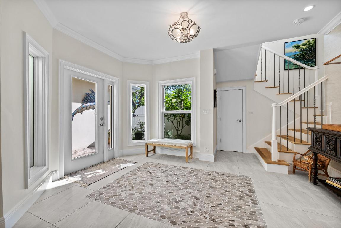 14362 Cypress Island Circle