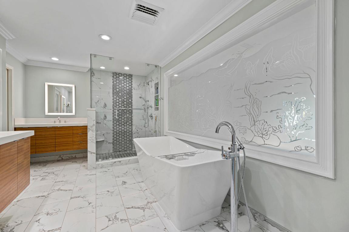 14362 Cypress Island Circle