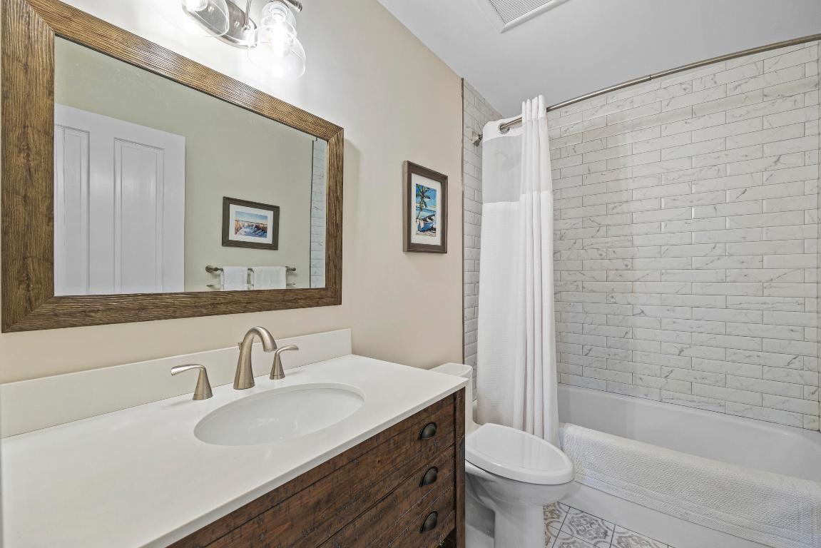 14362 Cypress Island Circle