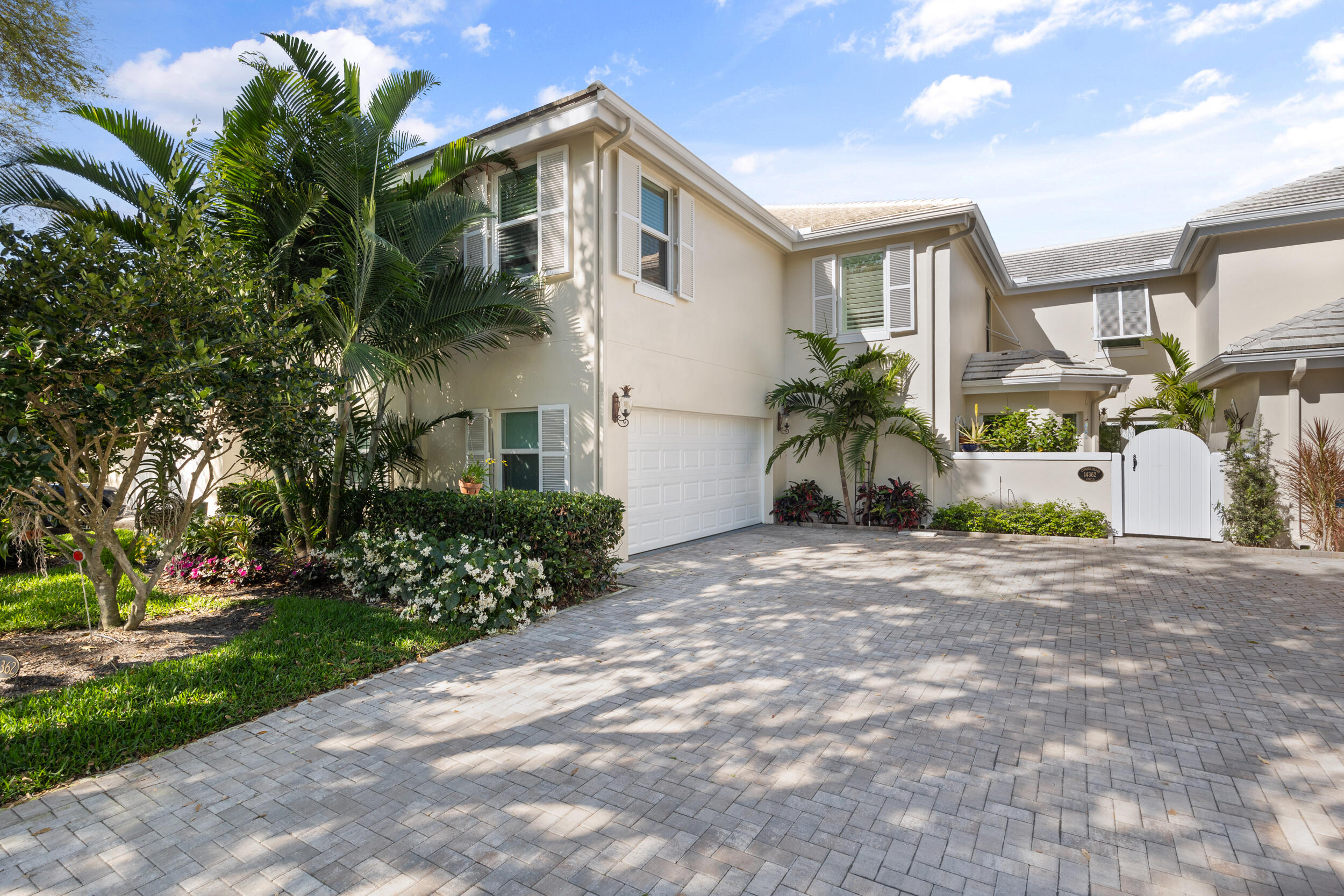 14362 Cypress Island Circle