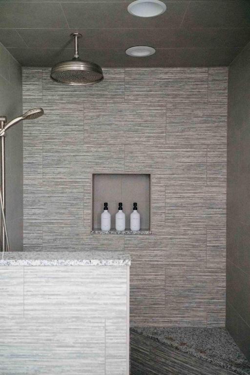 10869 SE Linden Street