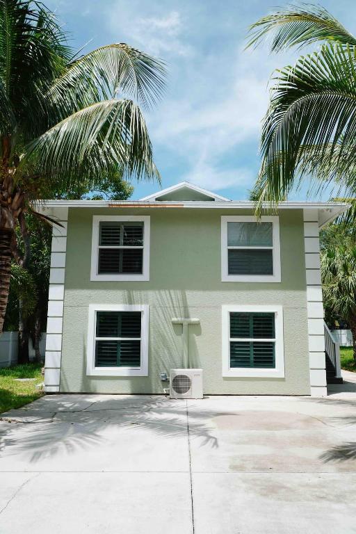 10869 SE Linden Street