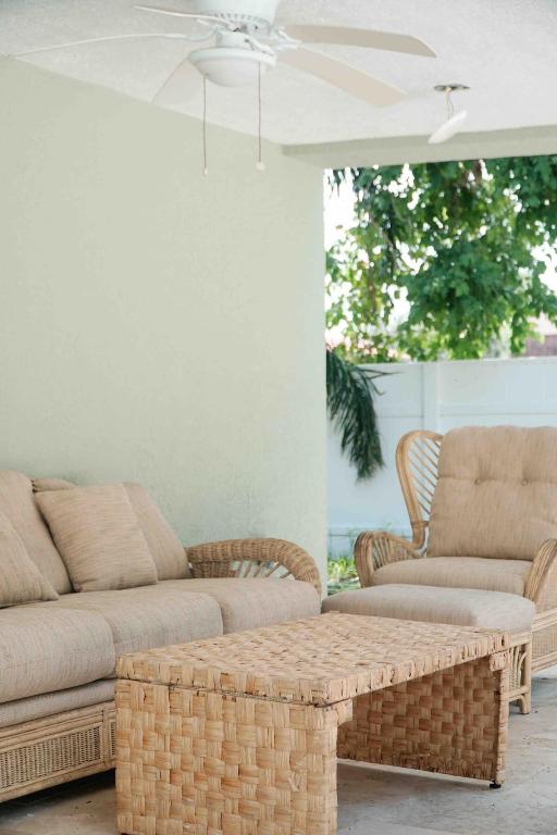 10869 SE Linden Street