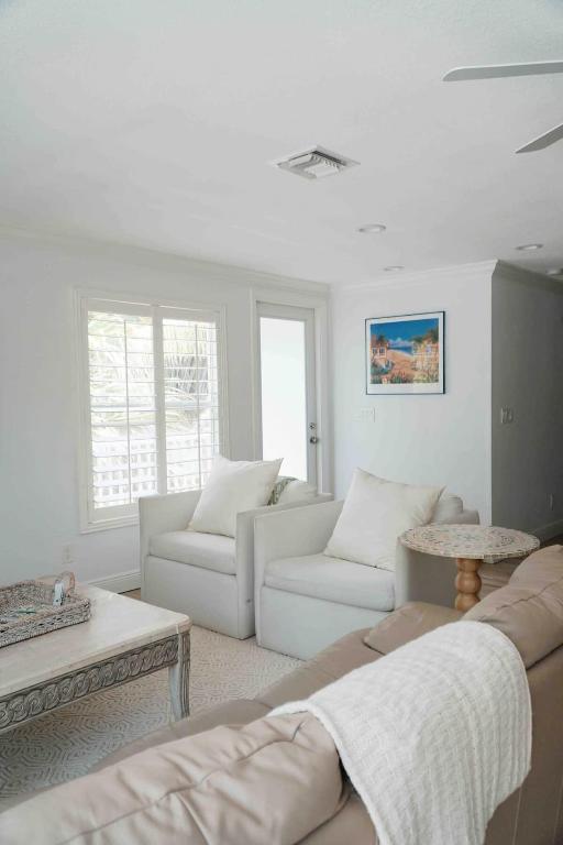 10869 SE Linden Street