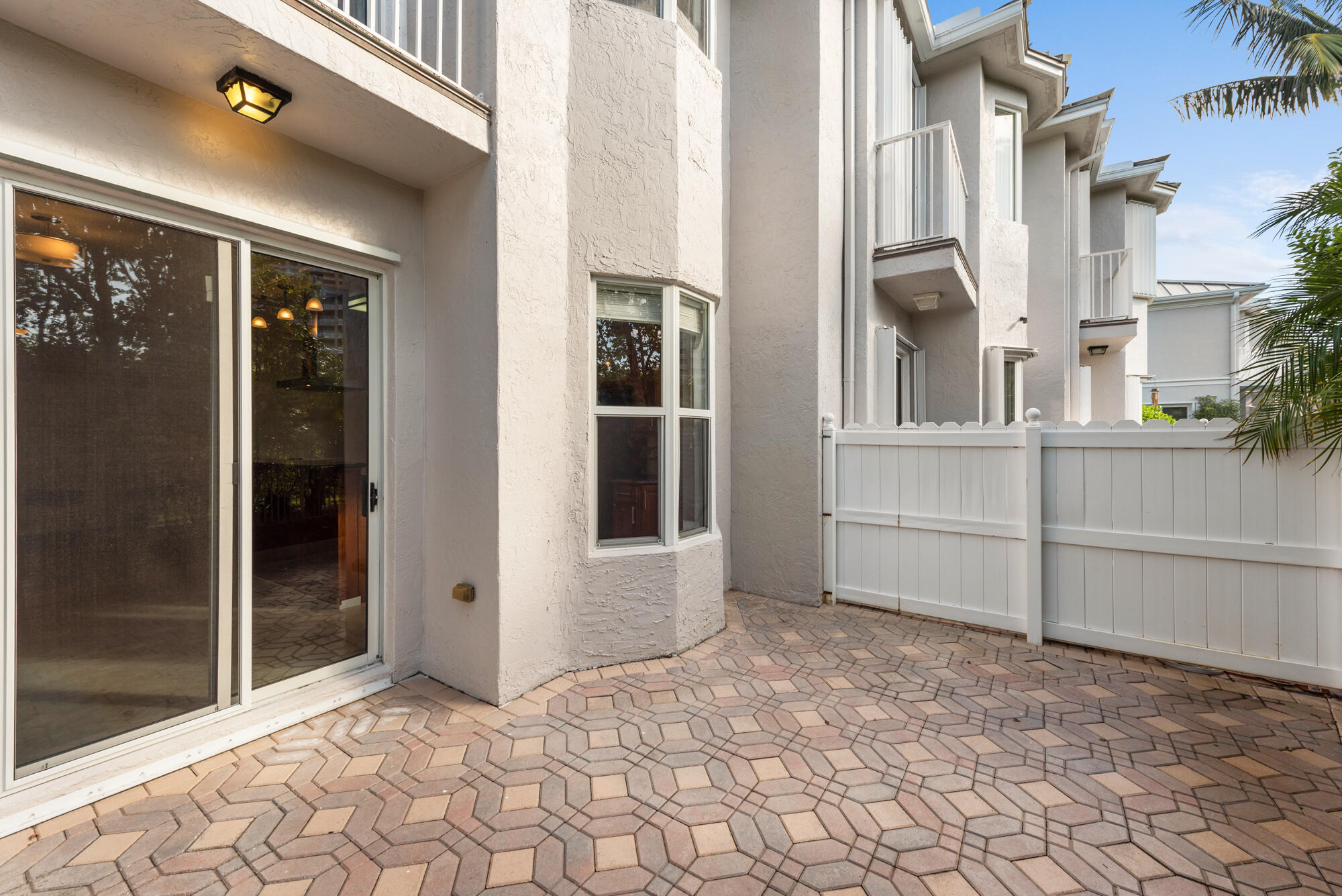 774 Seaview Drive