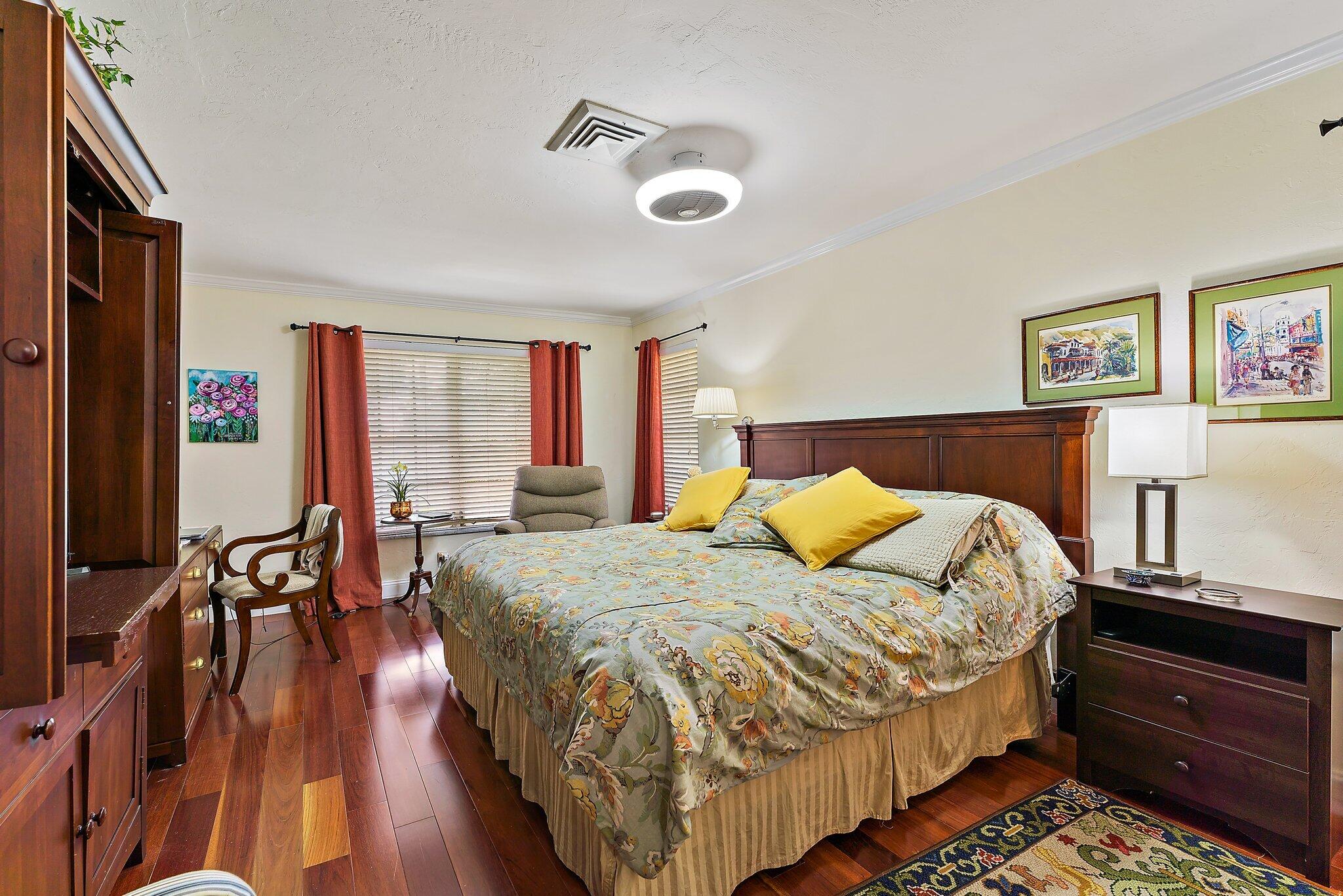 75 Fairview W