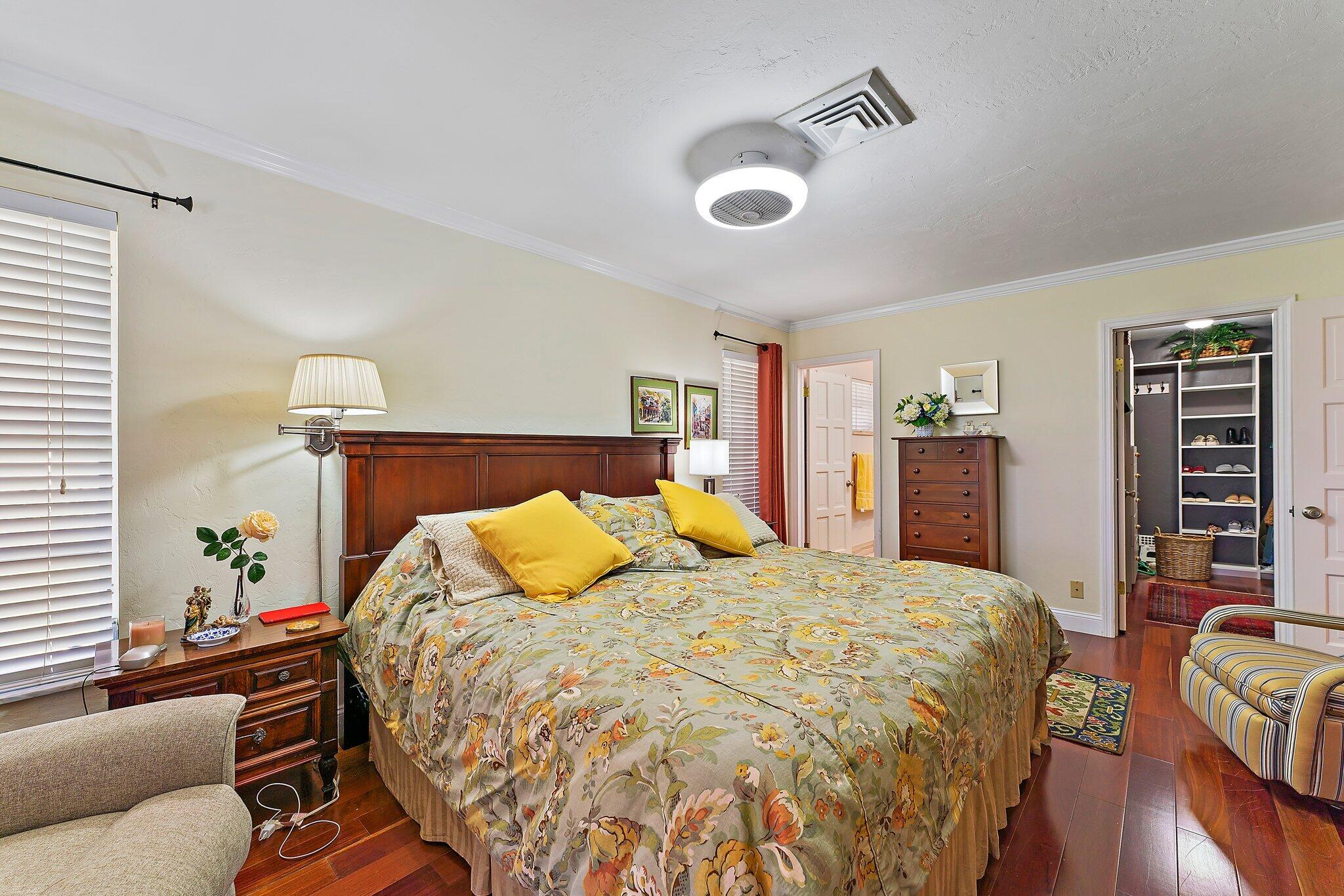 75 Fairview W