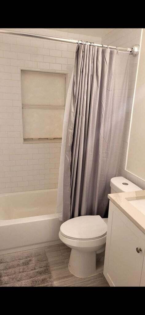 8255 SE Boxwood Lane