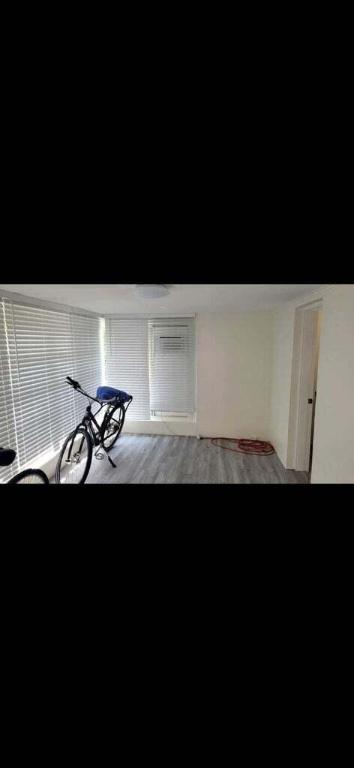 8255 SE Boxwood Lane