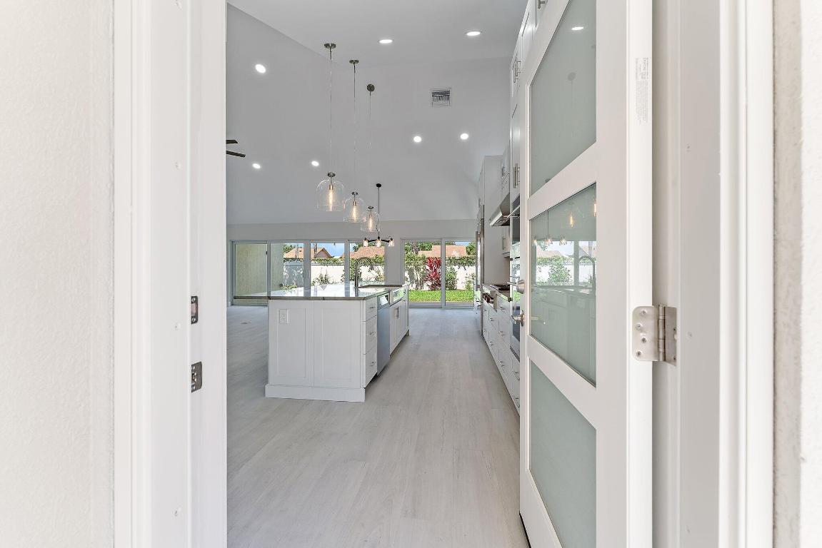 100 Sea Steppes Court