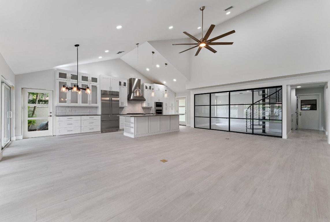 100 Sea Steppes Court