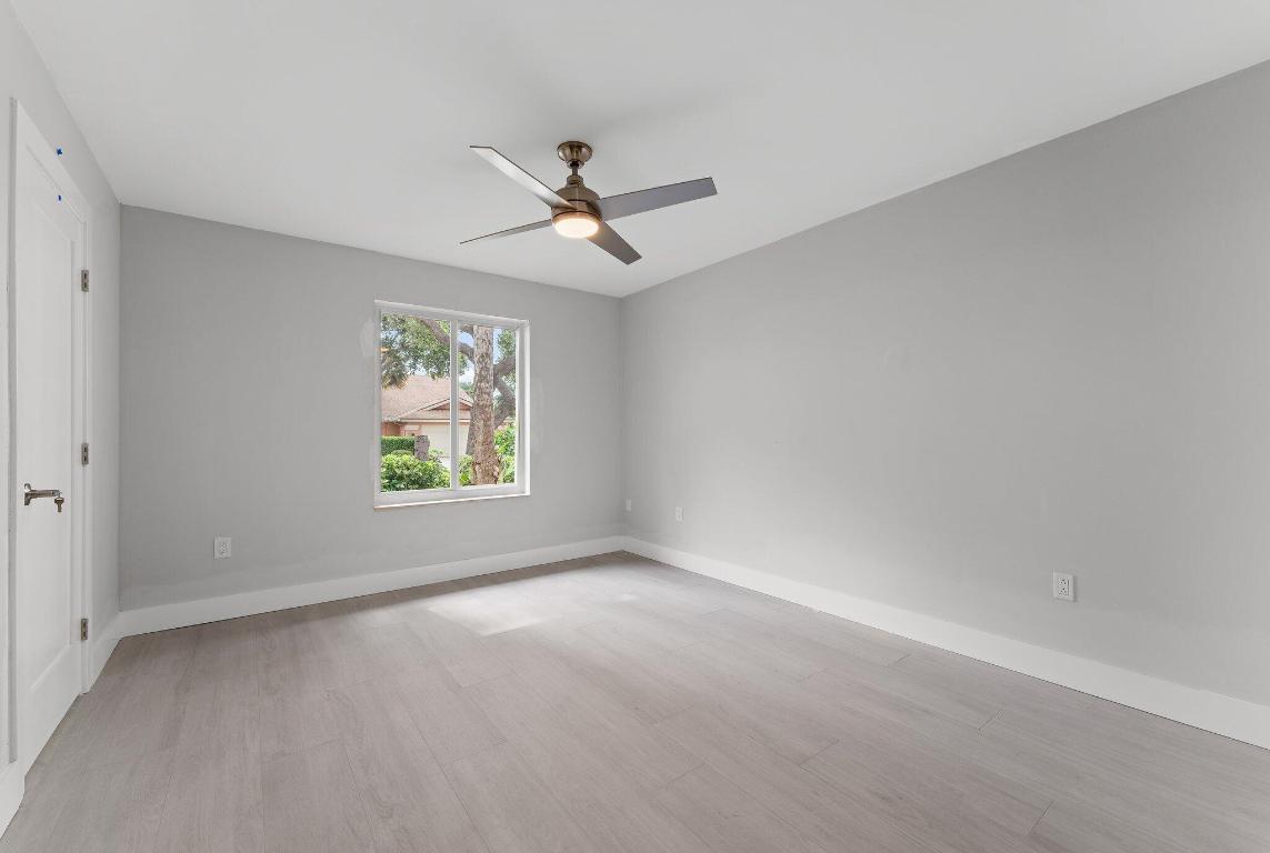 100 Sea Steppes Court