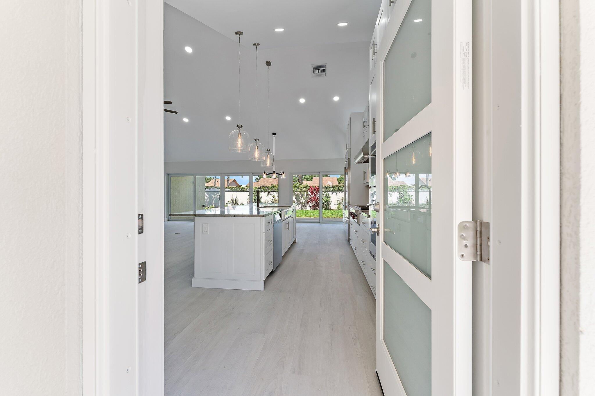 100 Sea Steppes Court