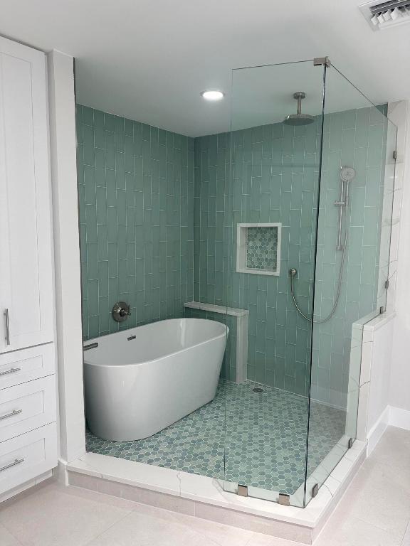 100 Sea Steppes Court