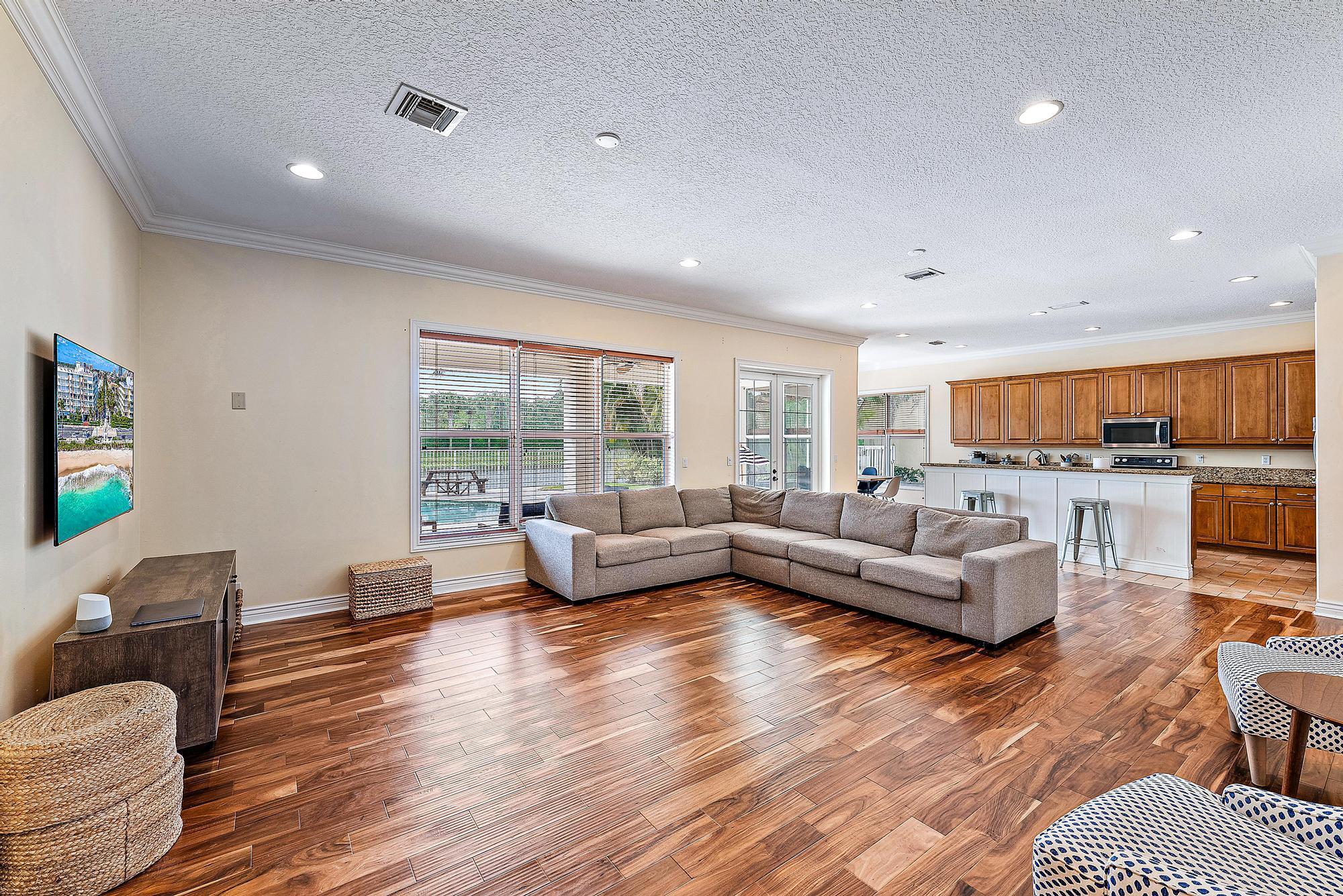 9350 Madewood Court
