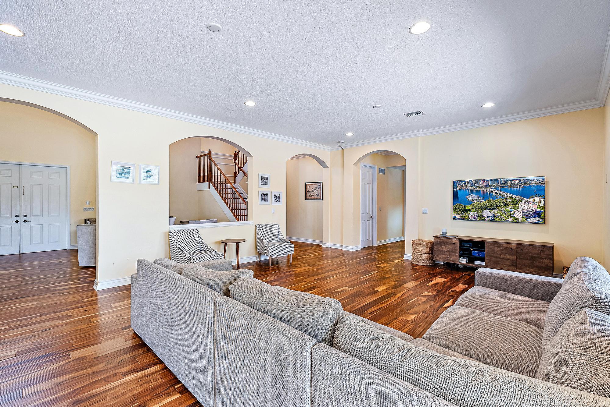 9350 Madewood Court