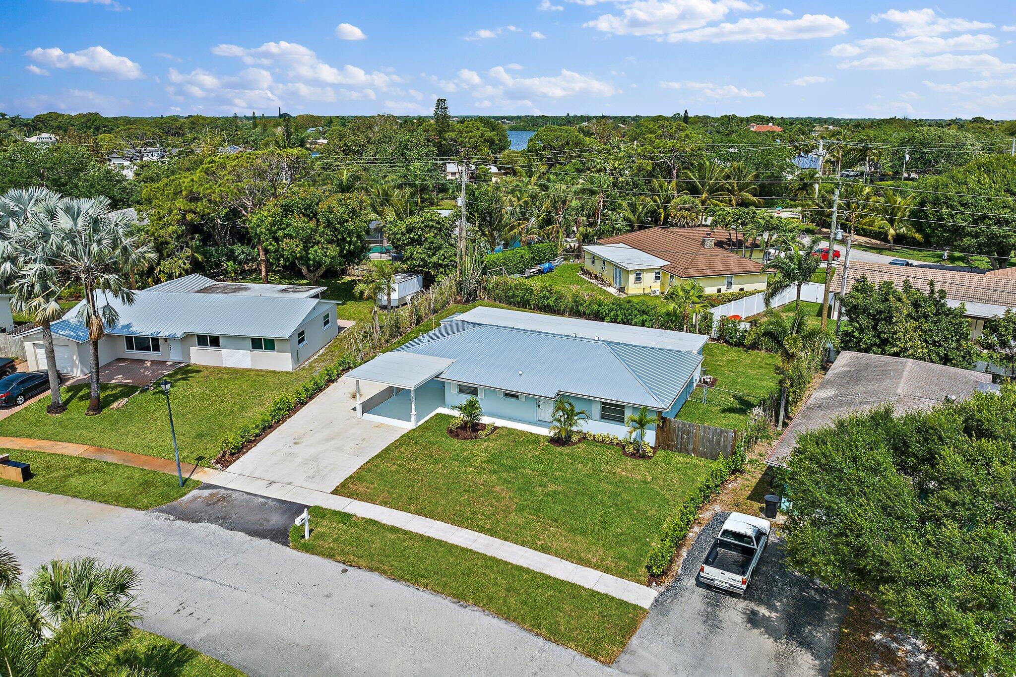 538 Dover Road N