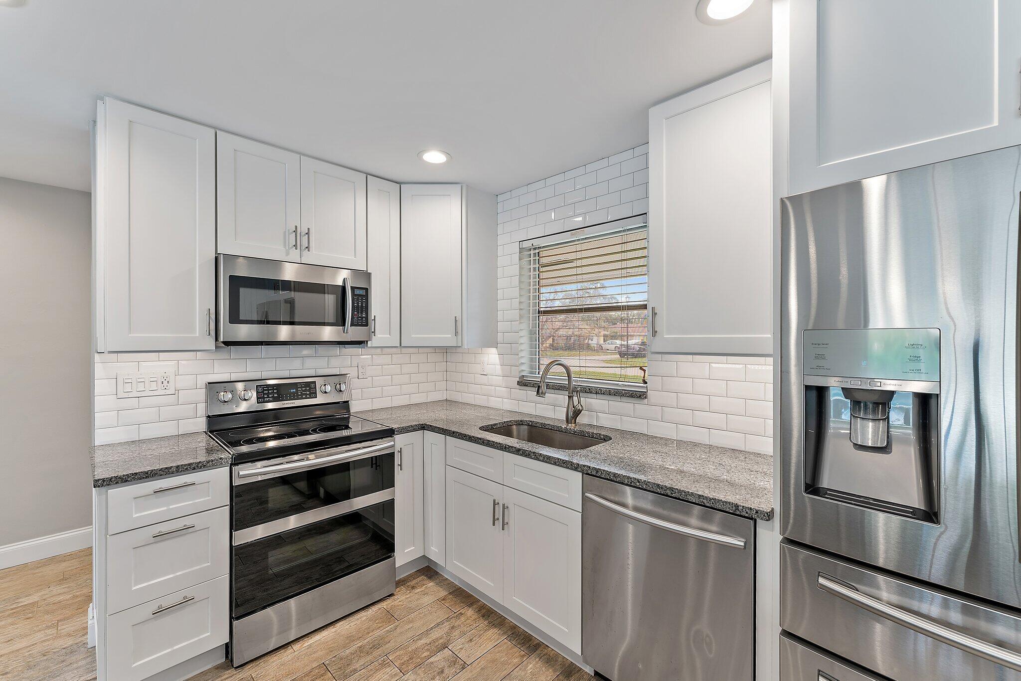 538 Dover Road N