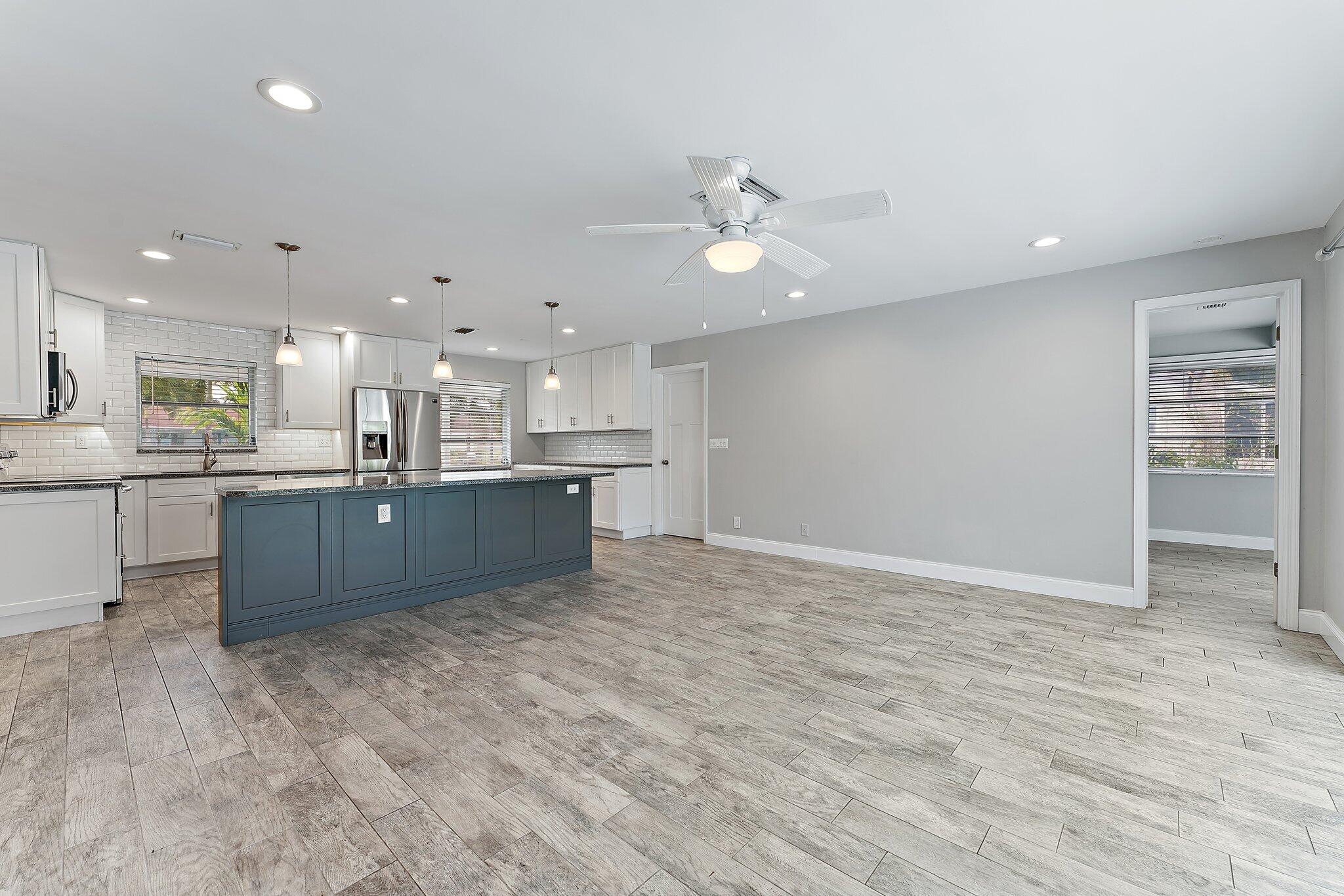 538 Dover Road N