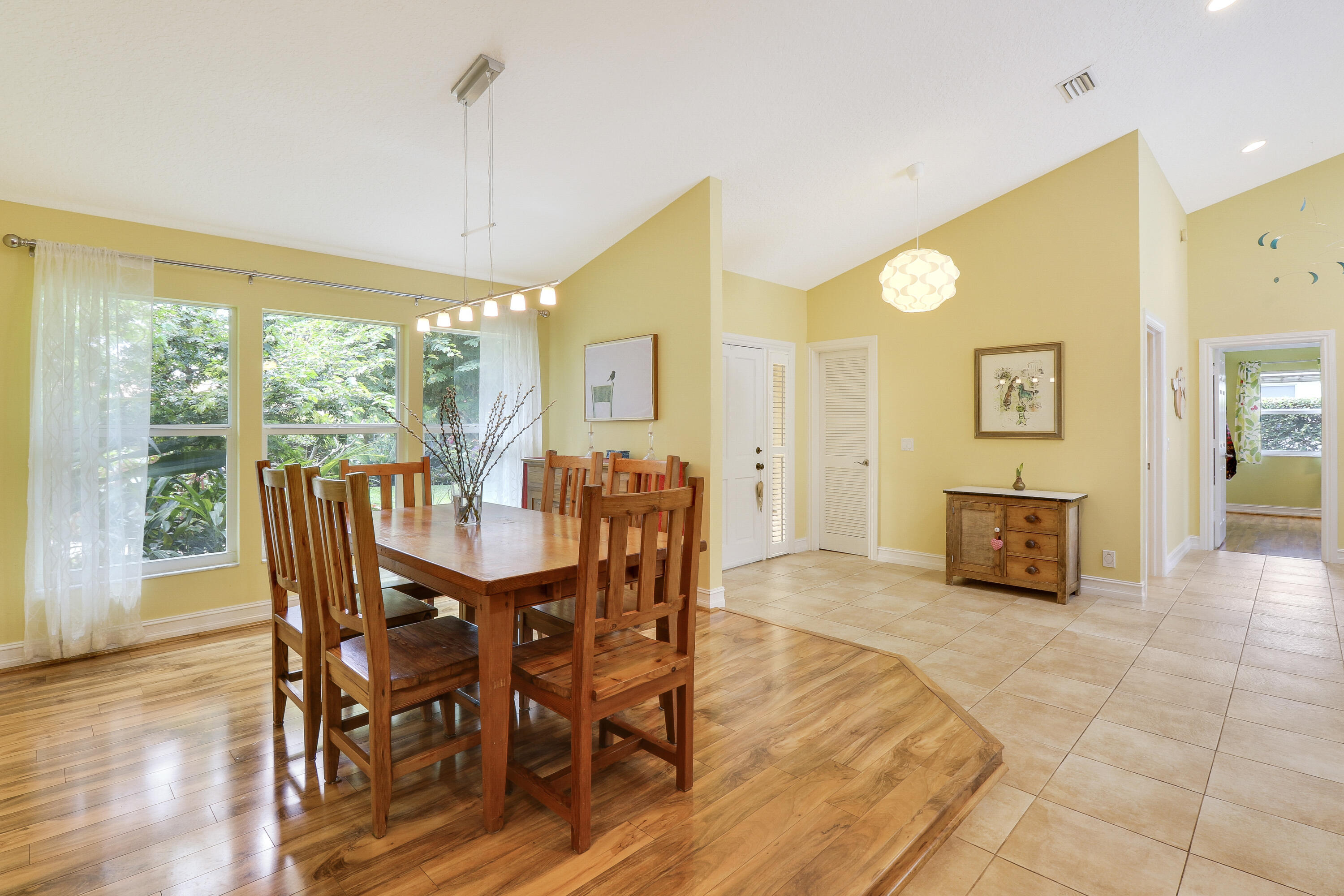 5541 Old Mystic Court