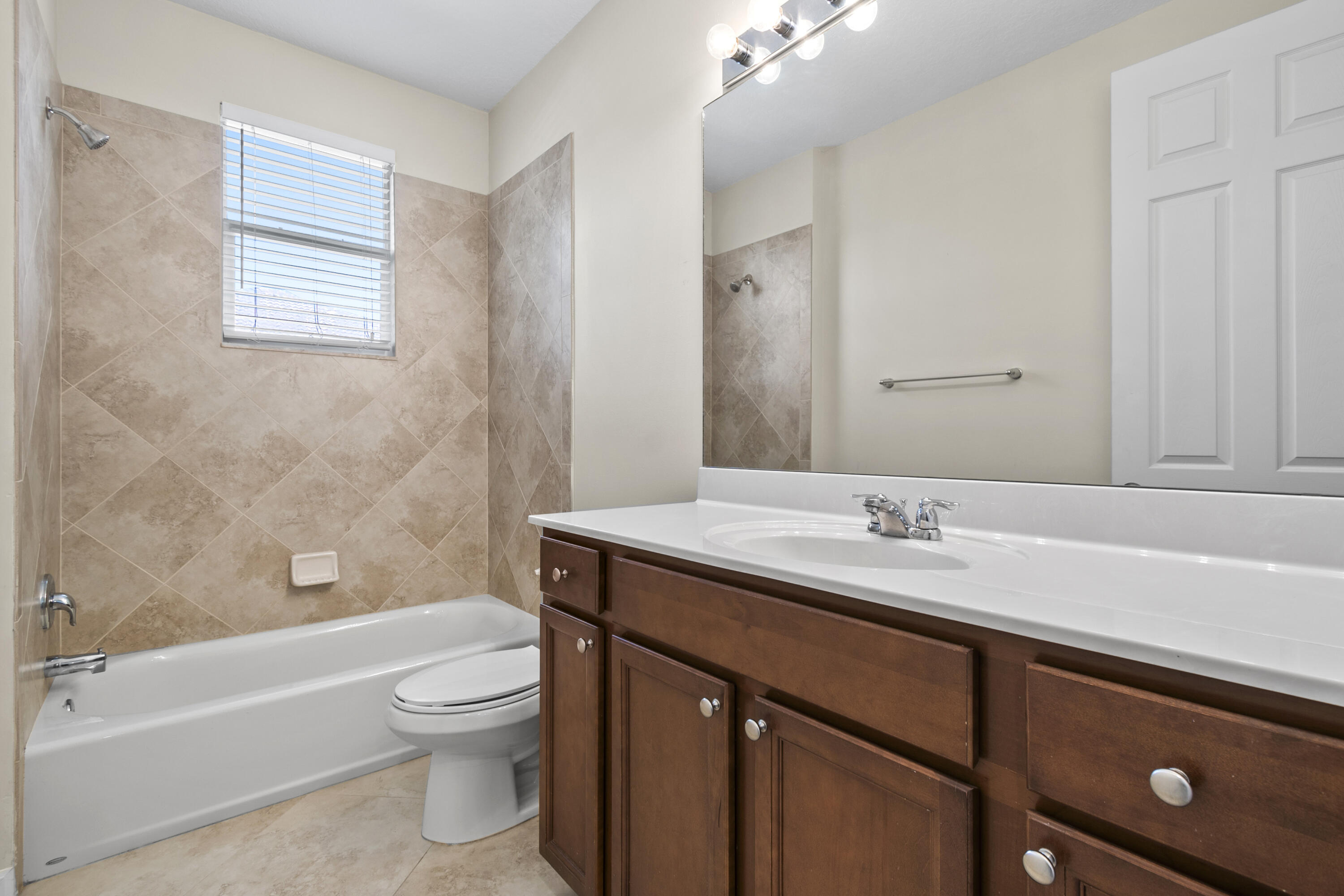 1537 SW Gopher Trail