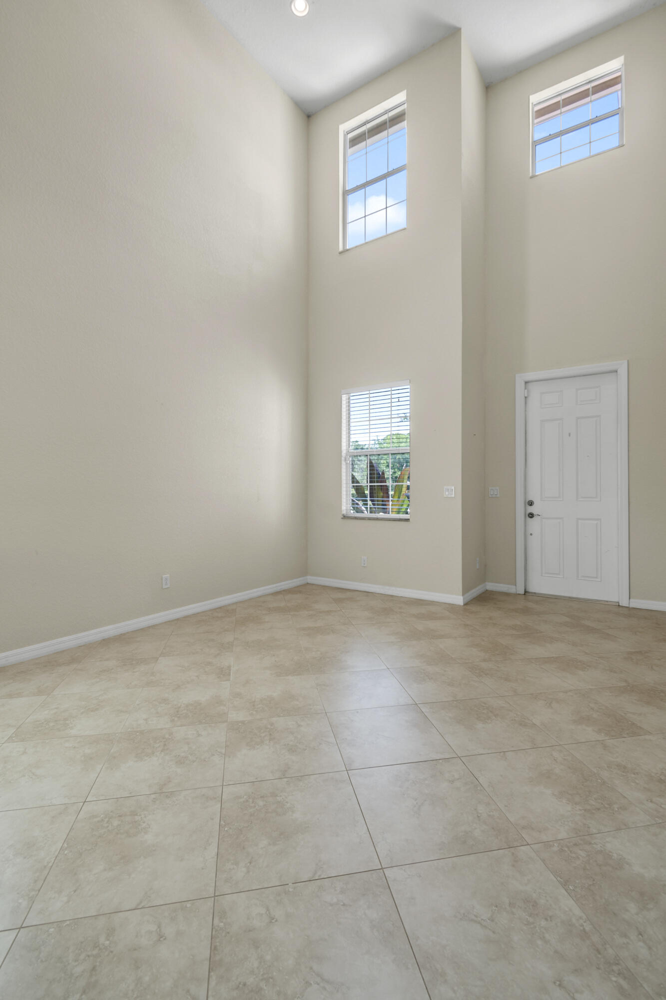1537 SW Gopher Trail