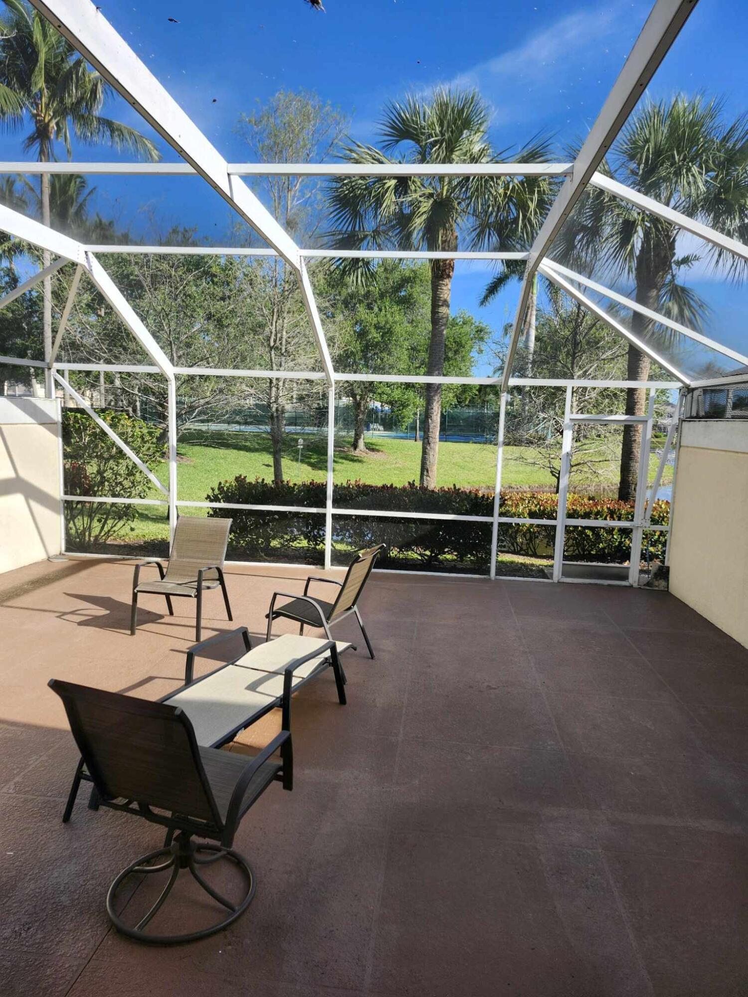 401 Capistrano Drive