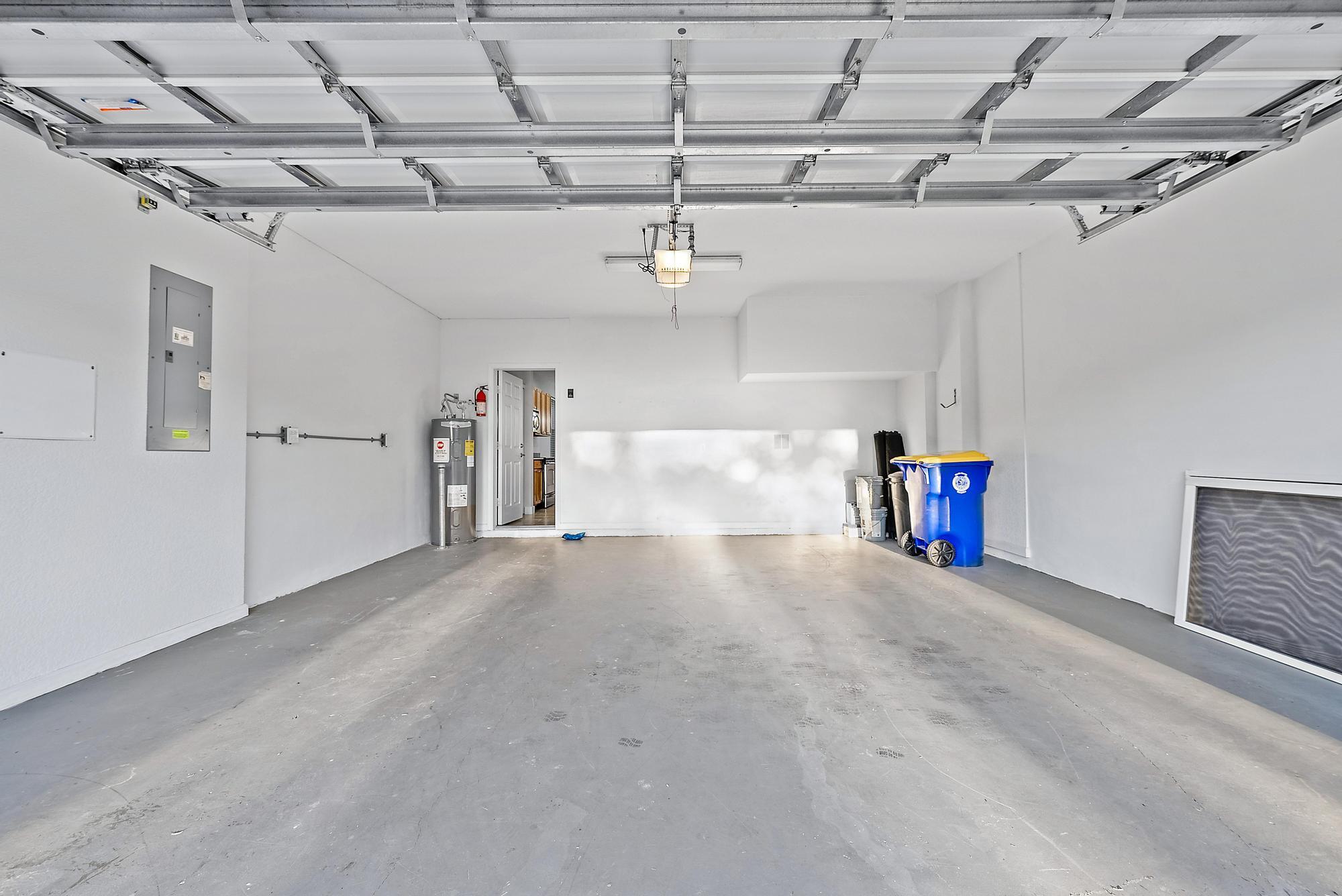 7895 SE Heritage Boulevard