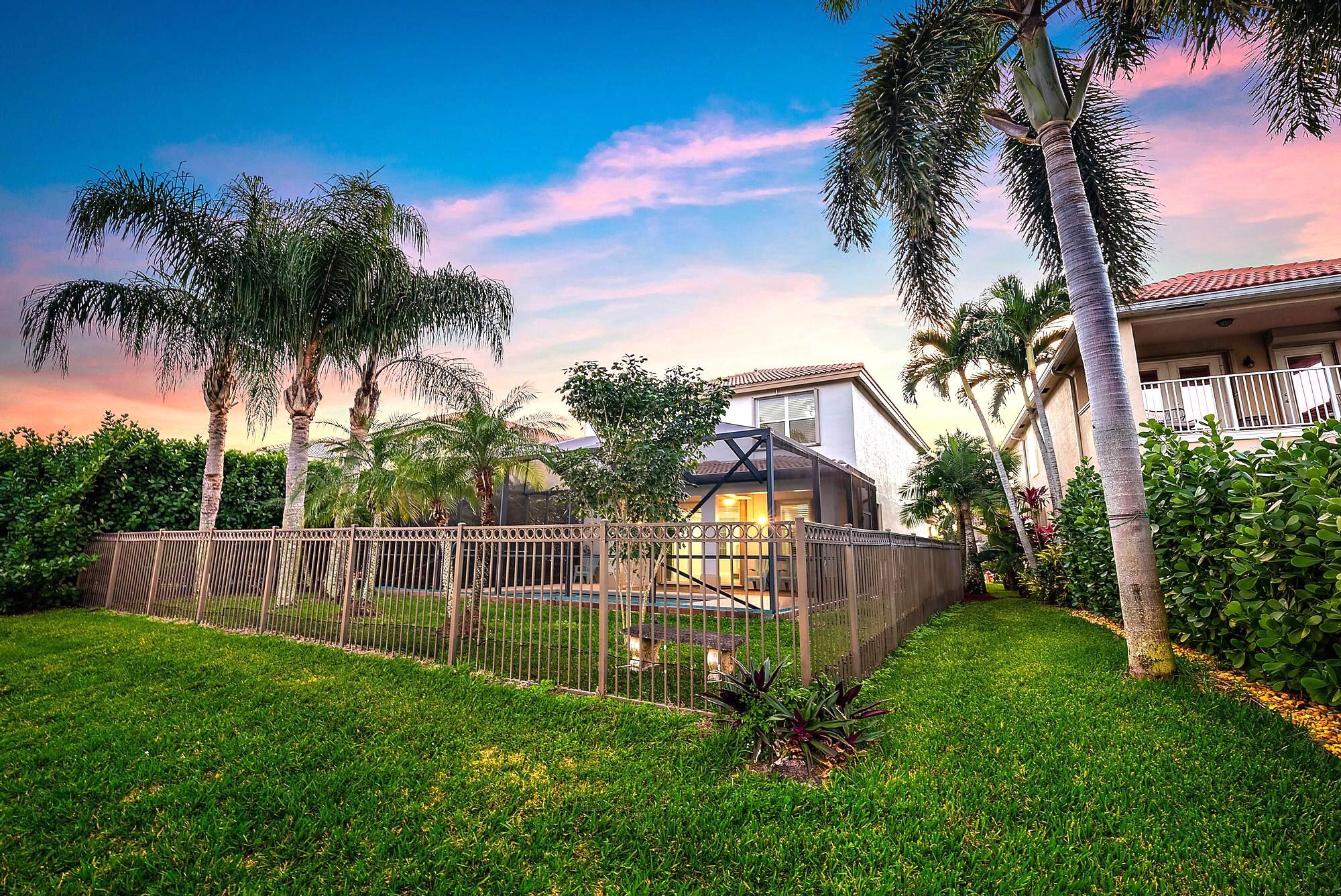 7895 SE Heritage Boulevard