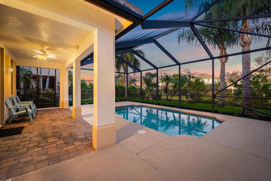 7895 SE Heritage Boulevard