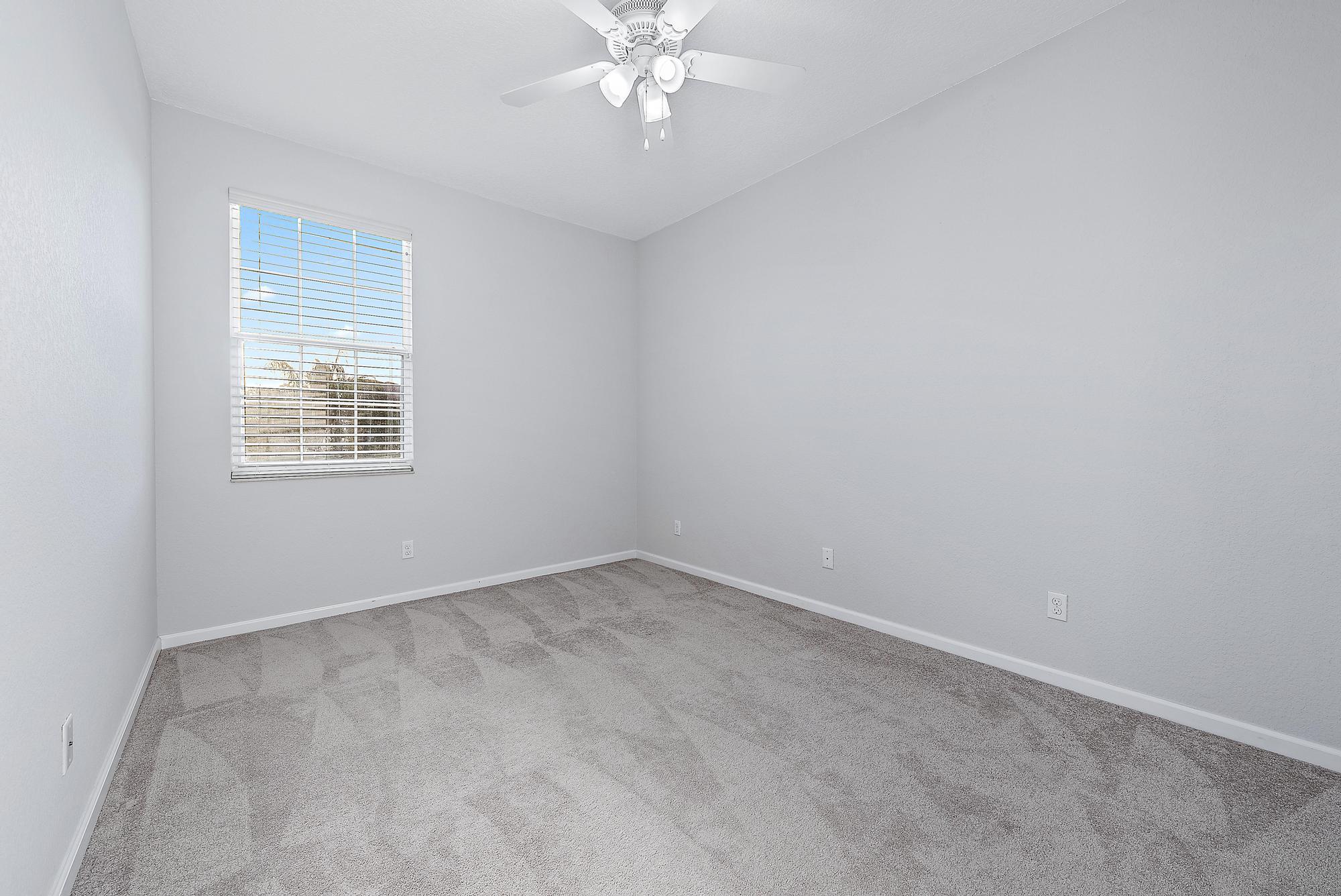 7895 SE Heritage Boulevard