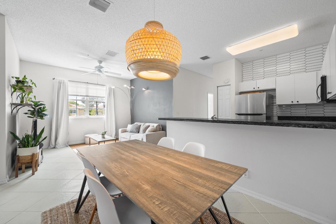 108 Lighthouse Circle J