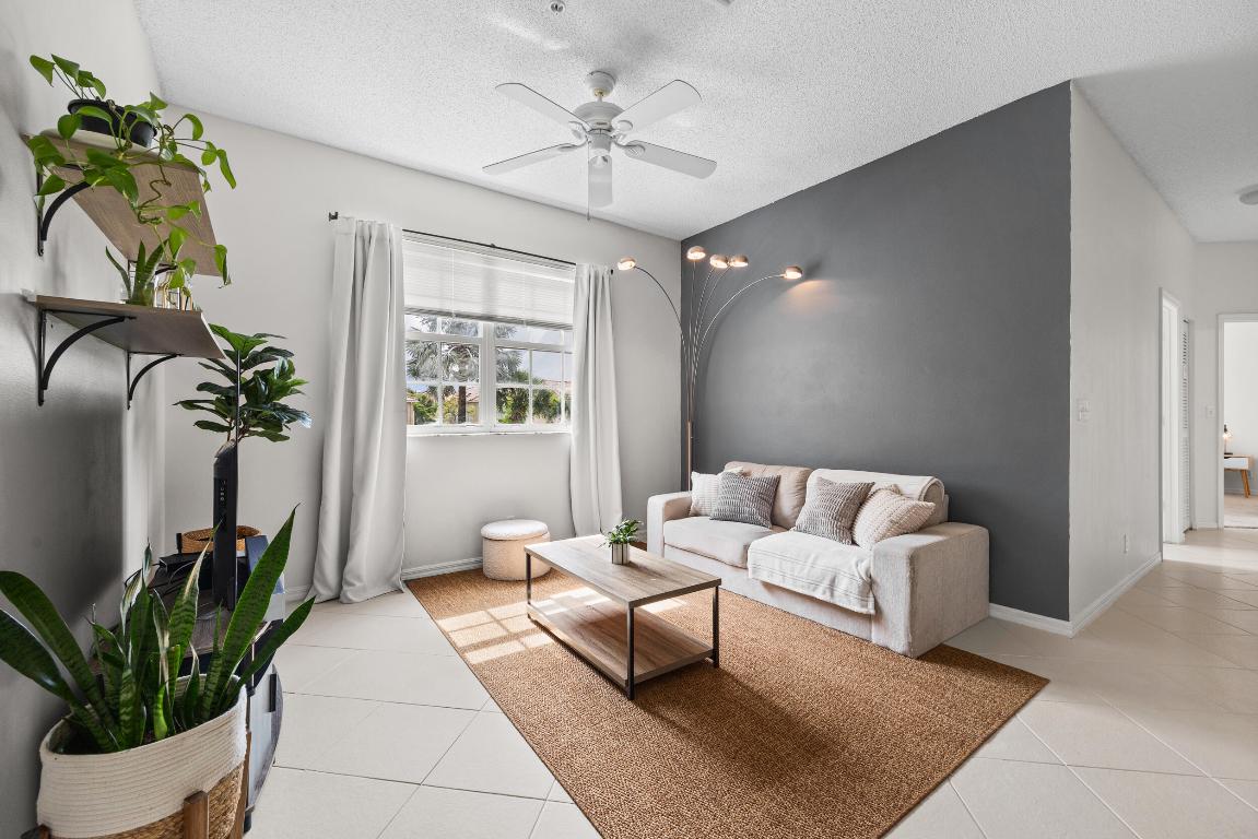 108 Lighthouse Circle J