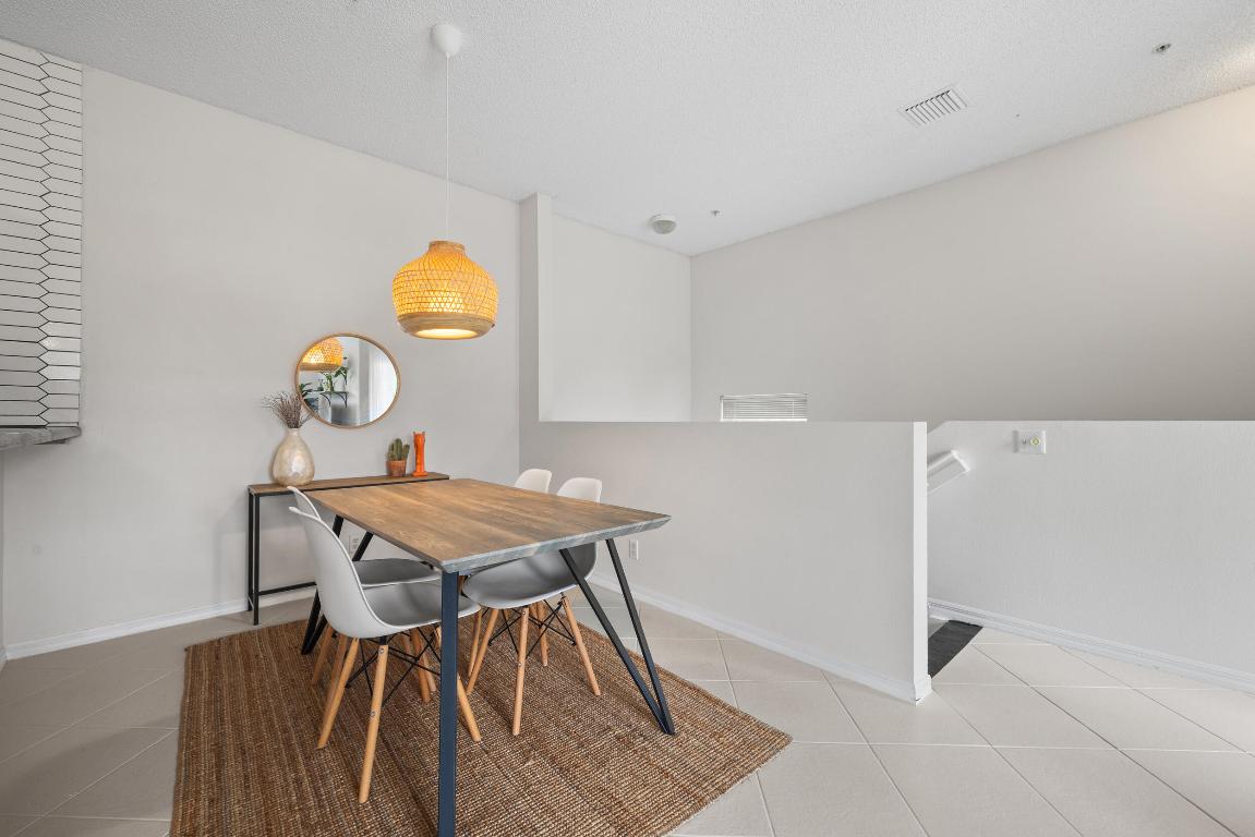 108 Lighthouse Circle J