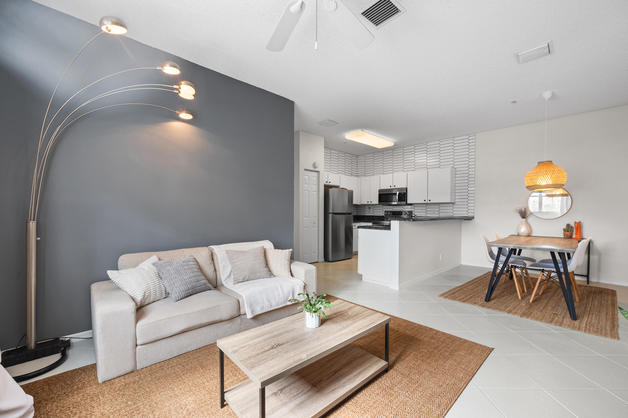 108 Lighthouse Circle J