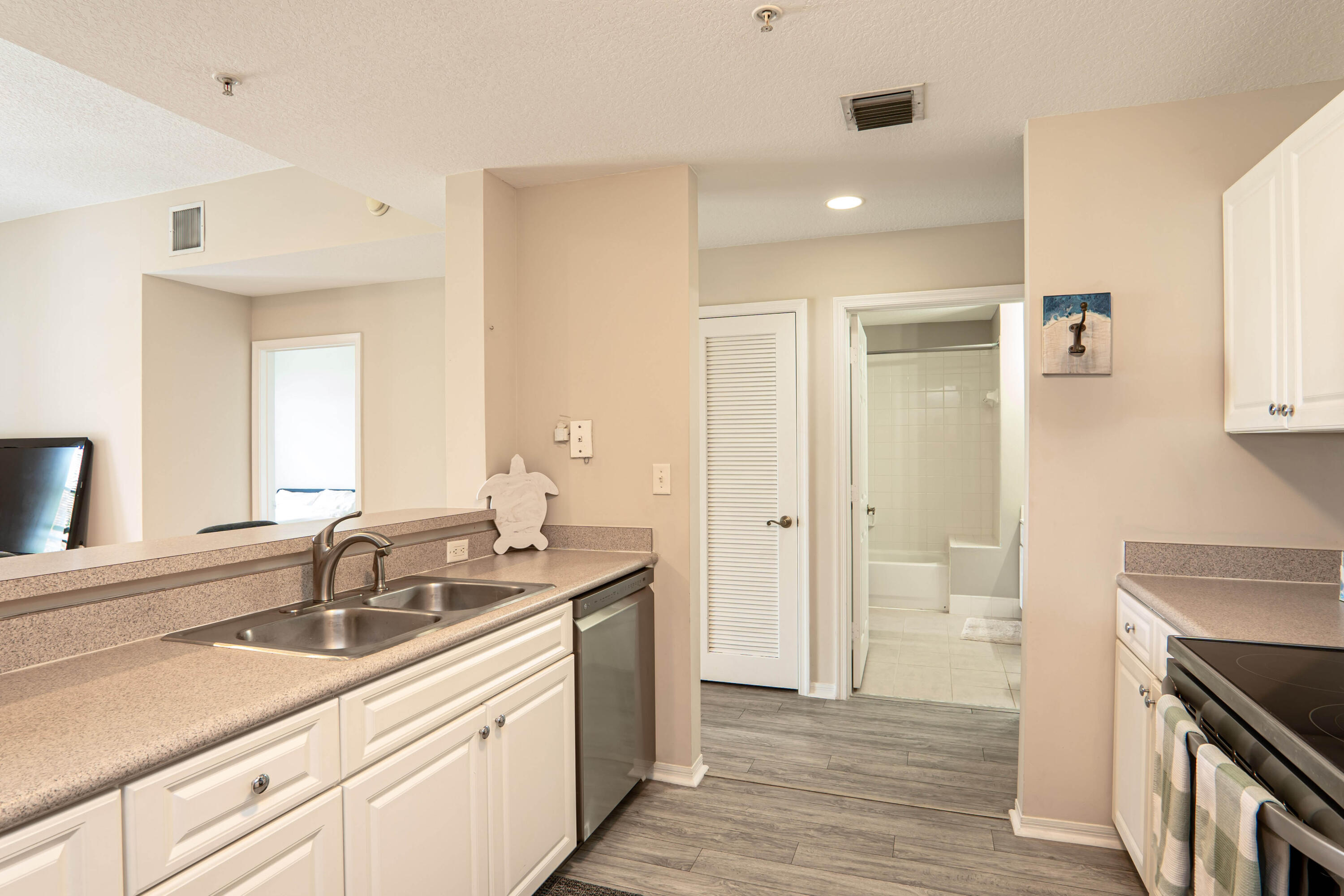 1203 Town Center Drive 307