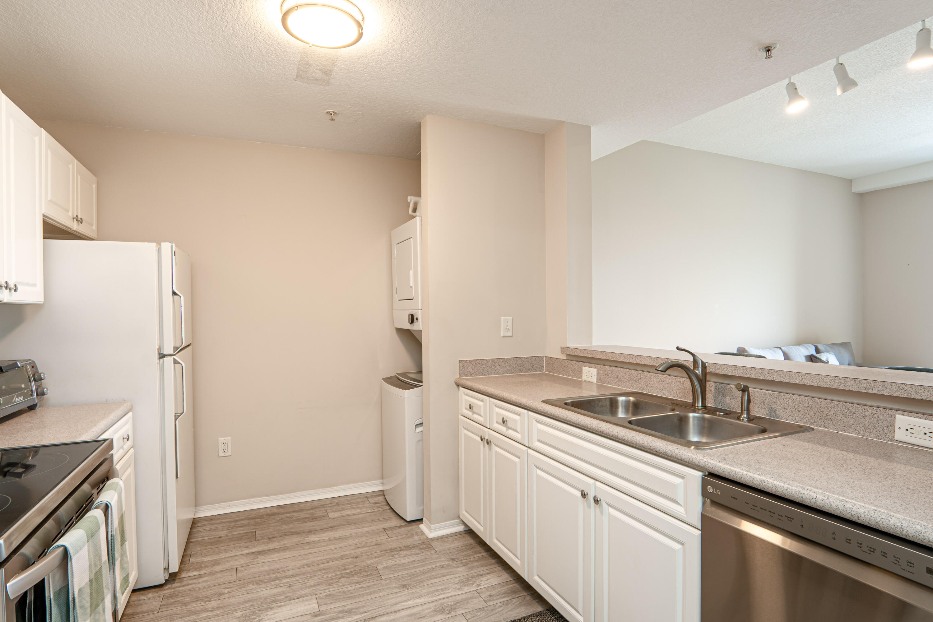 1203 Town Center Drive 307