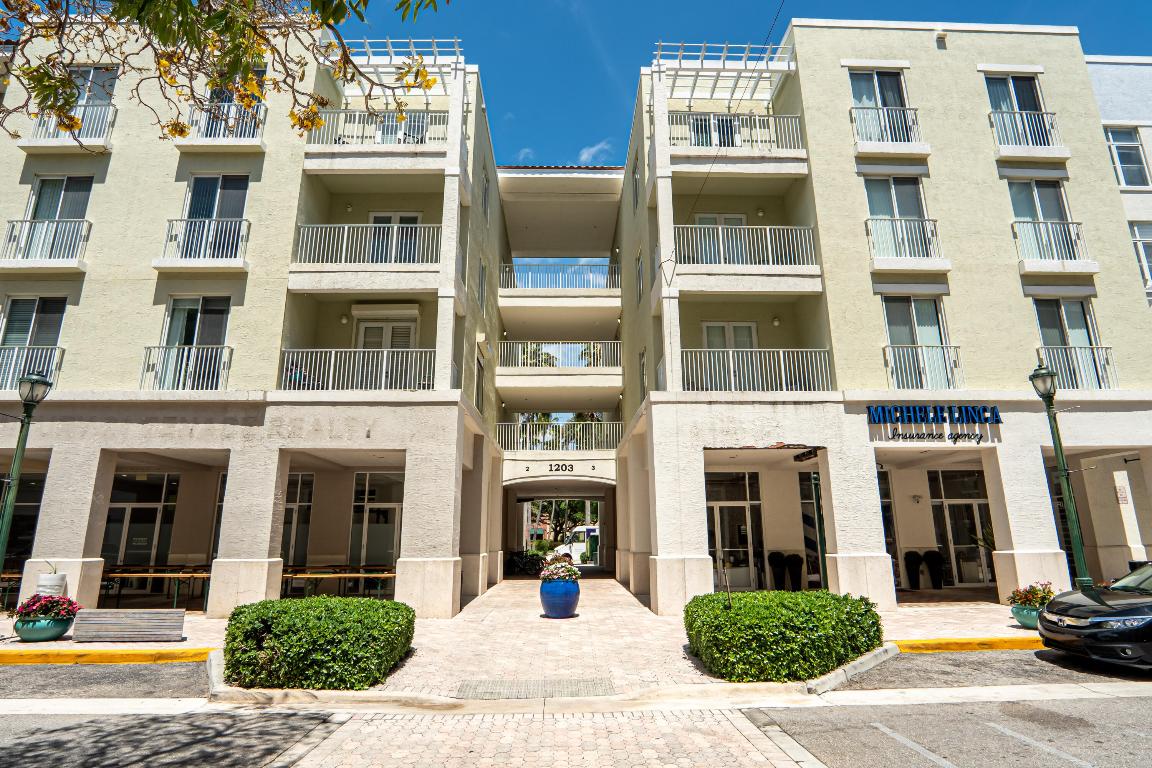 1203 Town Center Drive 307