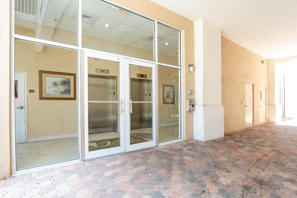 1203 Town Center Drive 307