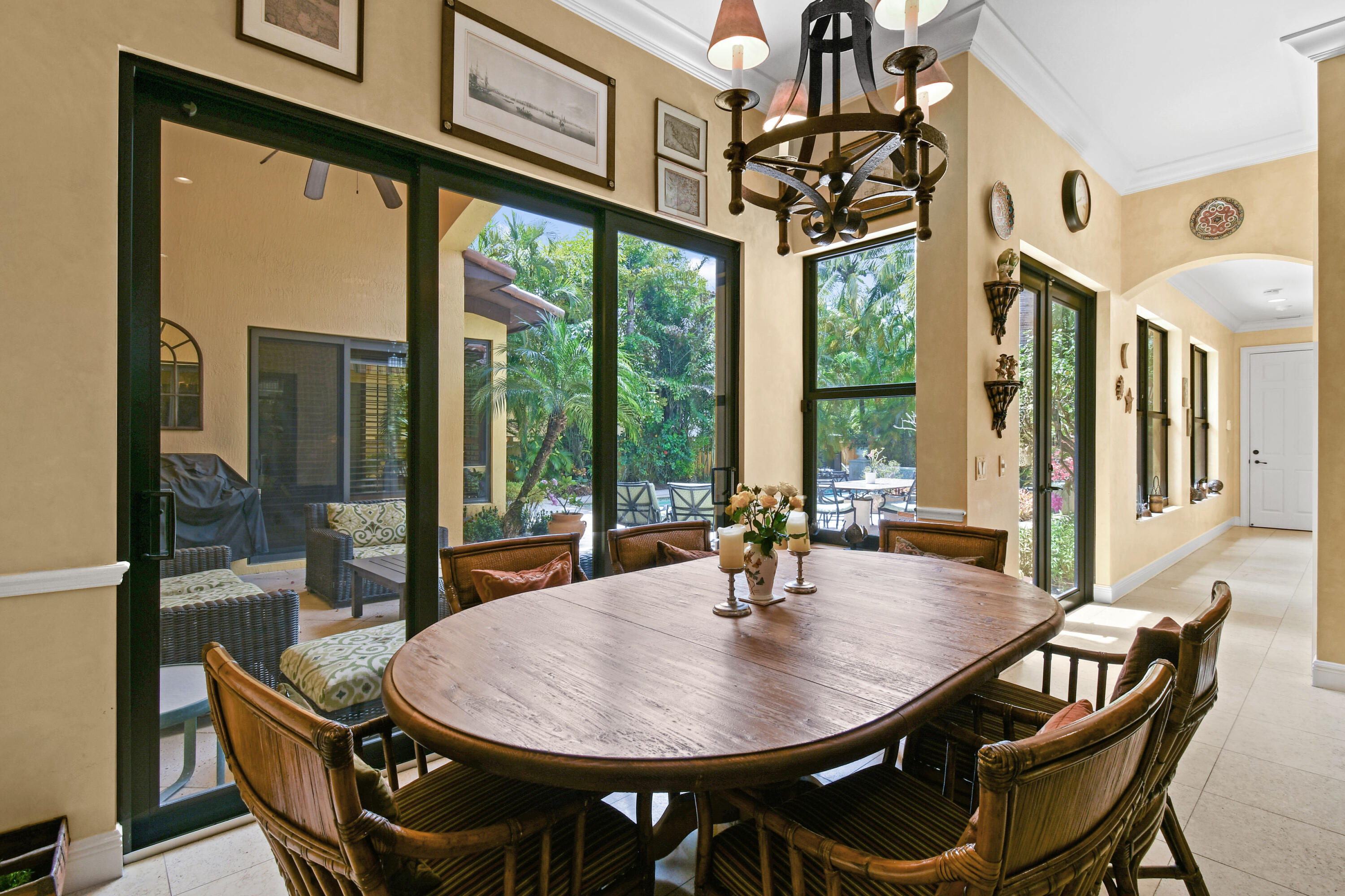 147 Segovia Way