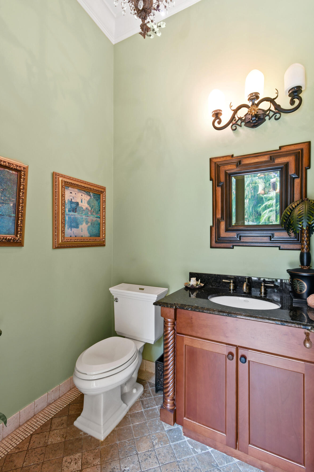 147 Segovia Way