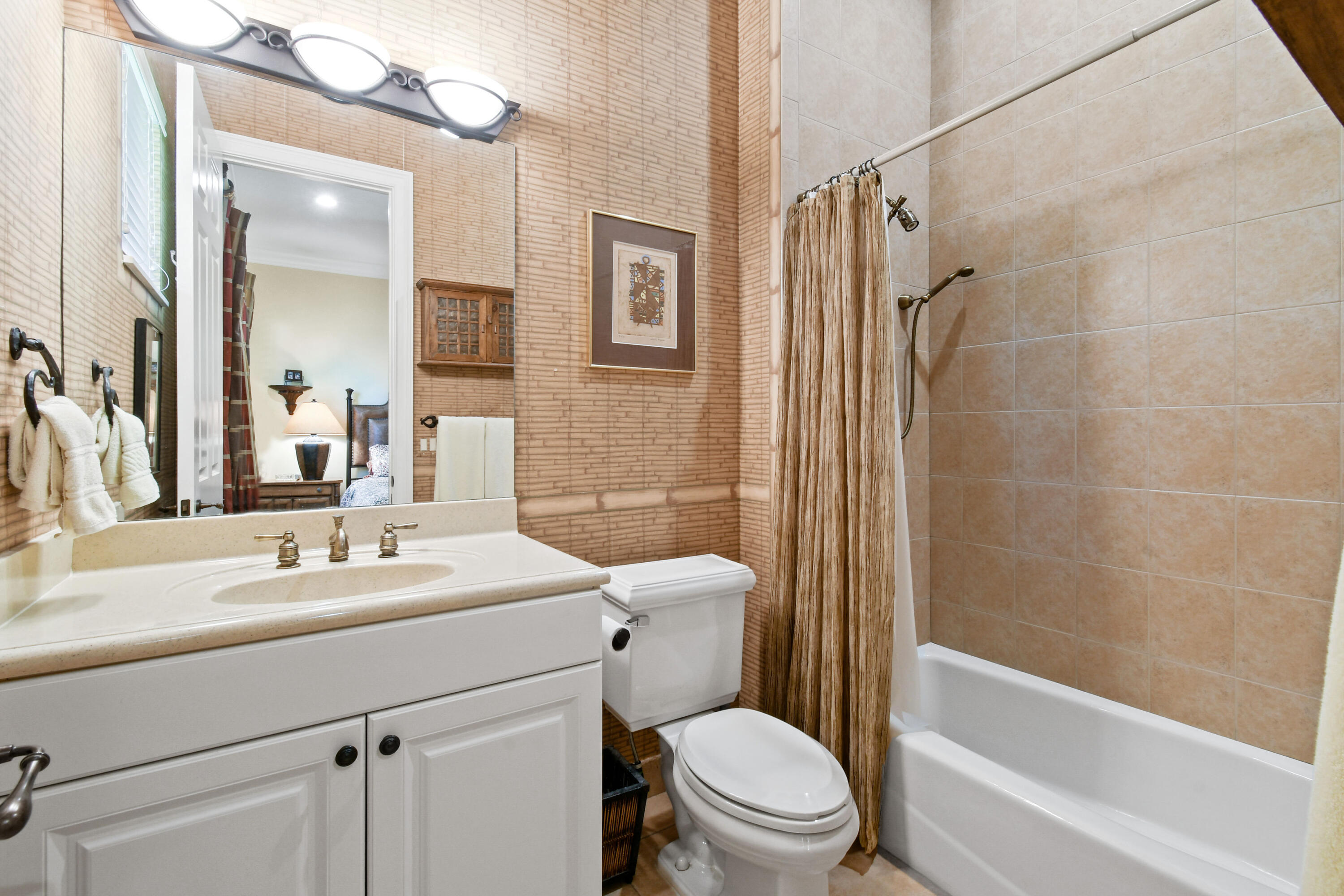 147 Segovia Way